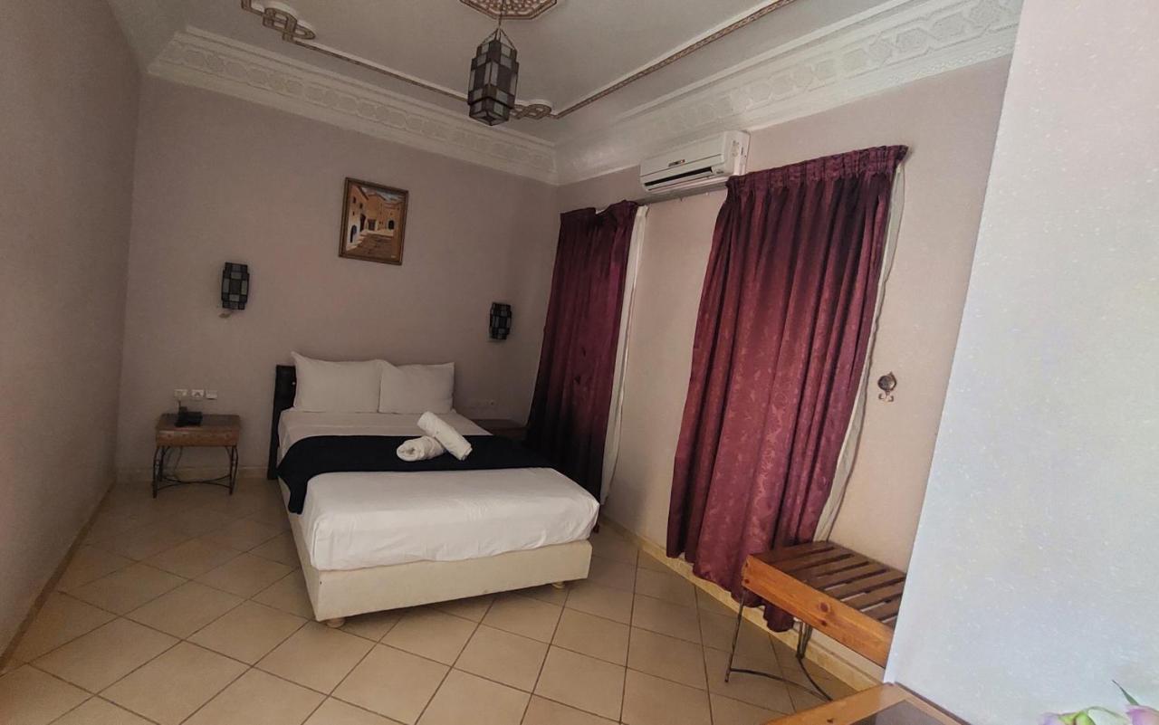 Kasbat Aferdou Hotel Errachidia Exterior foto